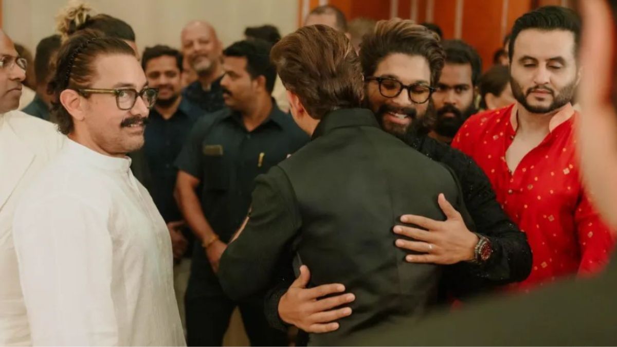 Hrithik Roshan, Allu Arjun, Aamir Khan’s Viral Moment Captured At Madhu ...